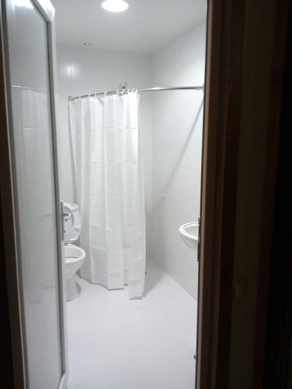 Sister'S Warm Guest House Batumi Luaran gambar