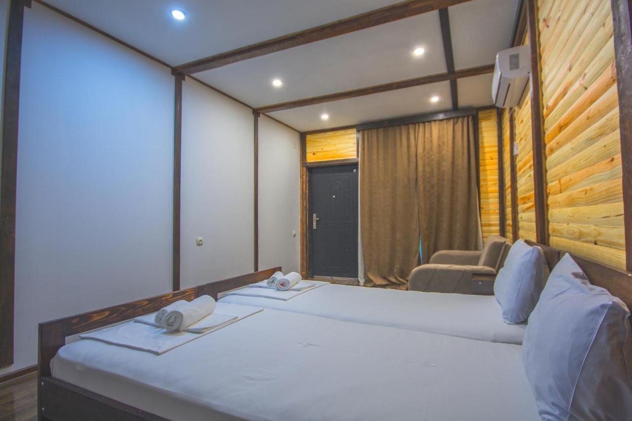 Sister'S Warm Guest House Batumi Luaran gambar